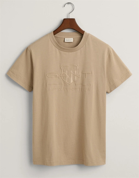 GANT Reg Tonal Shield SS T-shirt - Concrete Beige